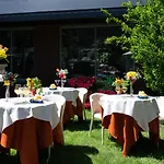 Sunflower Hotel