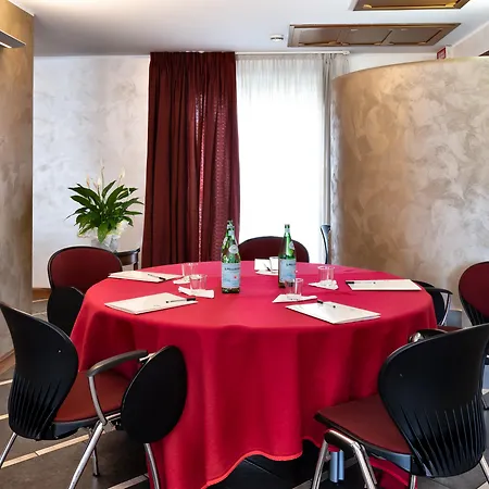 Otel Sunflower 4*