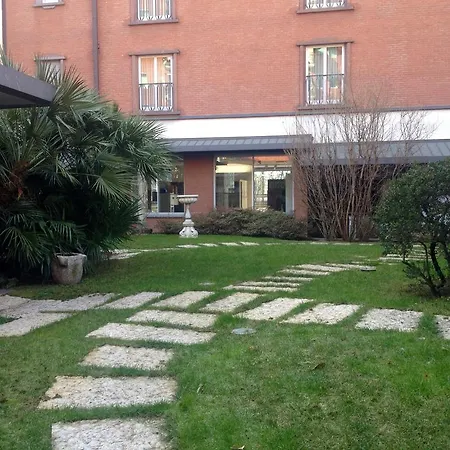 Sunflower 4* Milano