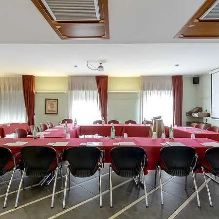 Sunflower Otel 4*