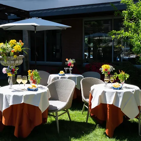 Sunflower 4* Mailand